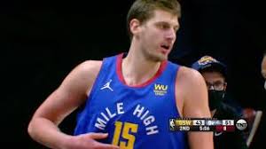 Tripla-doppia n.5 per Nikola Jokic, Malone: Sta giocando da MVP