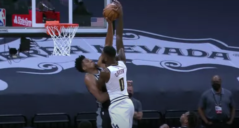 La stoppata di Hassan Whiteside al n.1 nella top 10 della notte NBA