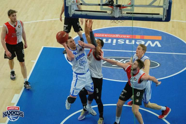 Noah Dahlman extends contract with Landstede Hammers