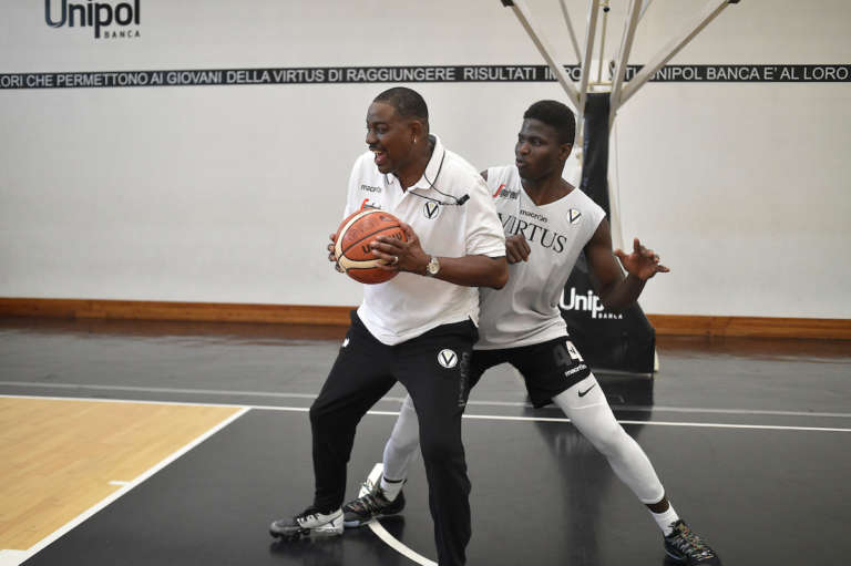 Virtus Bologna, Michael Ray Richardson atteso alla Segafredo Arena