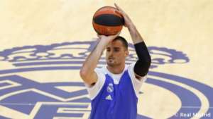 Real Madrid’s Aberto Abalde suffered a muscle injury