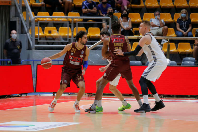 Supercoppa Discovery+ 2021 | La Reyer facile sulla Fortitudo. Qualificazione ad un passo