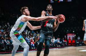 Virtus Bologna, esercitata la clausola di uscita dal contratto di Ekpe Udoh