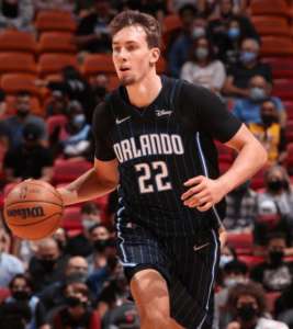 Mo e Frantz Wagner a quota 45 punti nella vittoria dei Magic sugli Hornets