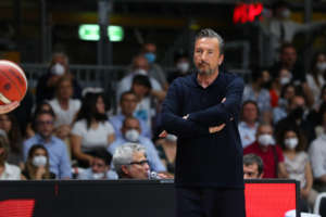 Luca Banchi, Virtus Bologna a dieci anni dalla costruzione della prima Olimpia tricolore di Armani