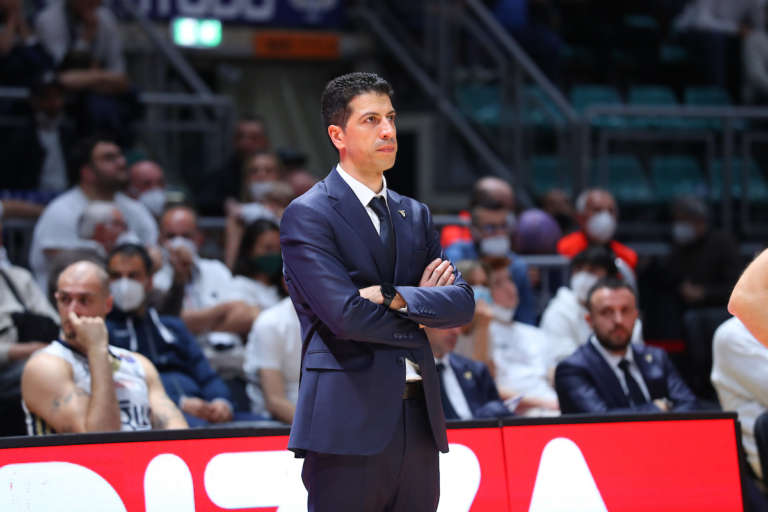 Martino: “I tifosi giunti a Pesaro meritavano una gara diversa”