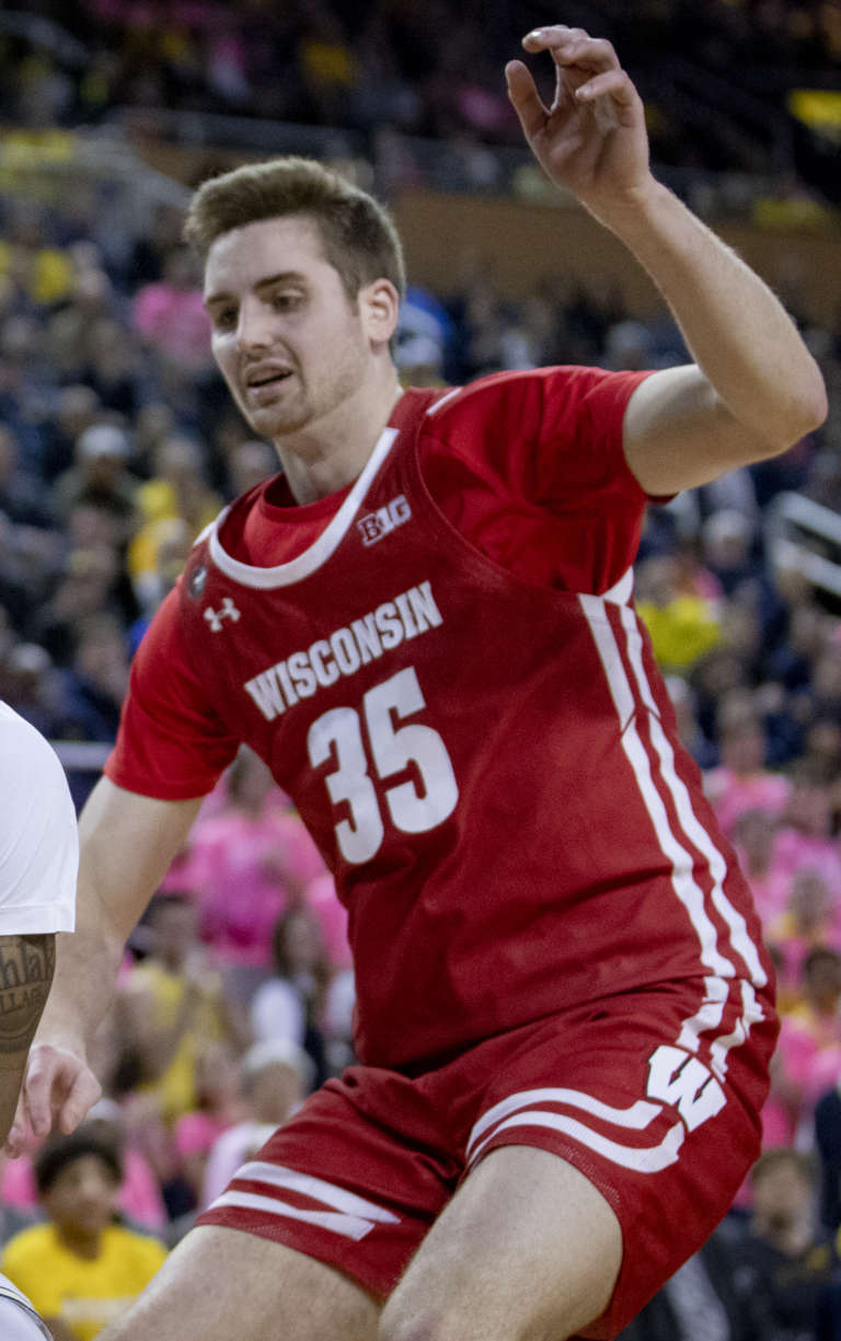 Unahotels Reggio Emilia adds Nate Reuvers