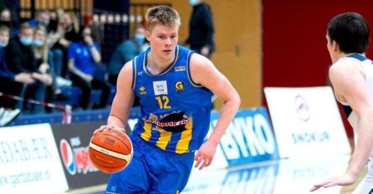 Kristinn Pálsson signs with Aris Leeuwarden