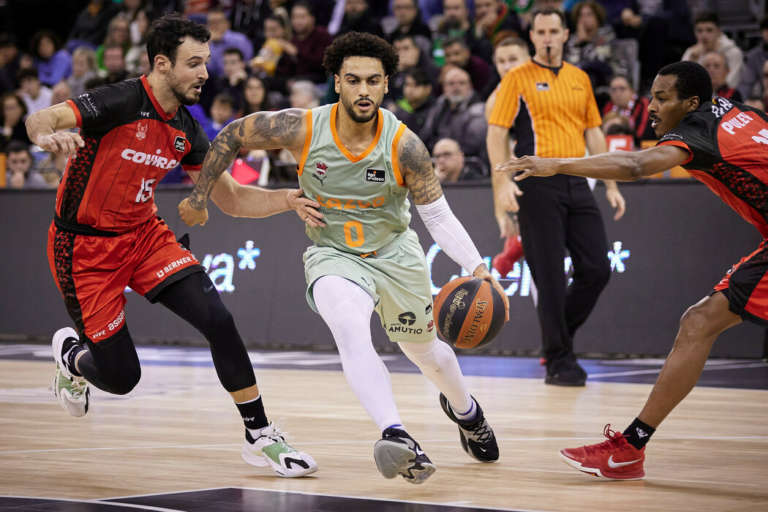 E’ lotta a tre in Liga Endesa: Real Madrid, Baskonia e Barça davanti a tutti