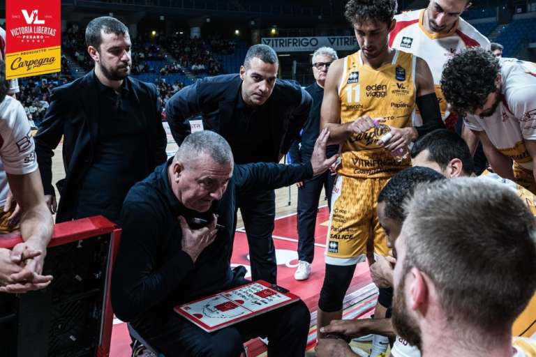 Il vicecoach Bruno Savignani presenta Carpegna Prosciutto Basket Pesaro – Openjobmetis Varese