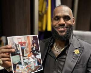 LeBron James, la notte del record. Tutti i video