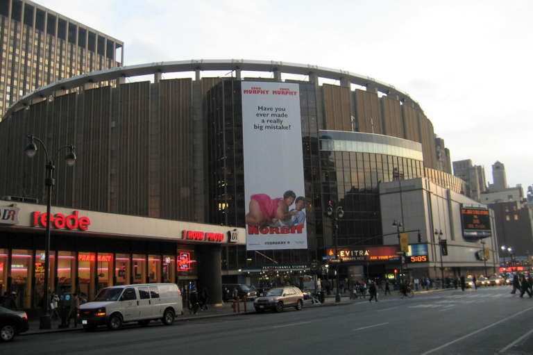 MSG disponibile a spostare il palazzo dall’altra parte della Seventh Avenue