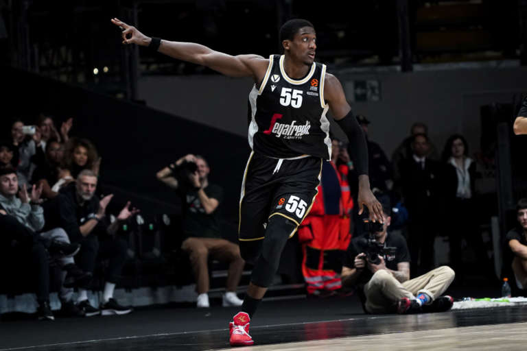 Virtus Bologna, problema muscolare per Awudu Abass