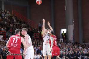 Baron e Napier decisivi, Milano vince in casa Derthona