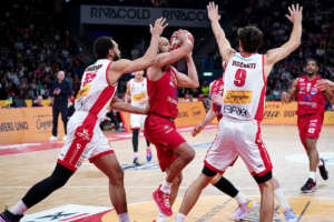 La Vuelle non ripete il miracolo: Milano in semifinale