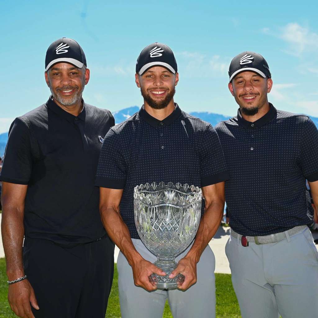 Steph Curry trionfa anche nel golf suo l'ACC Celebrity Golf Tournament