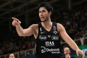 Aquila Trento, Davide Alviti nei 12 per gara-2 del Forum d’Assago