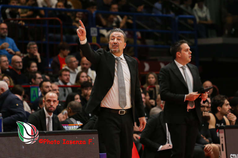 Luca Banchi: La gara di Belgrado contro il Maccabi ci obbligherà ad una prova di grande maturità