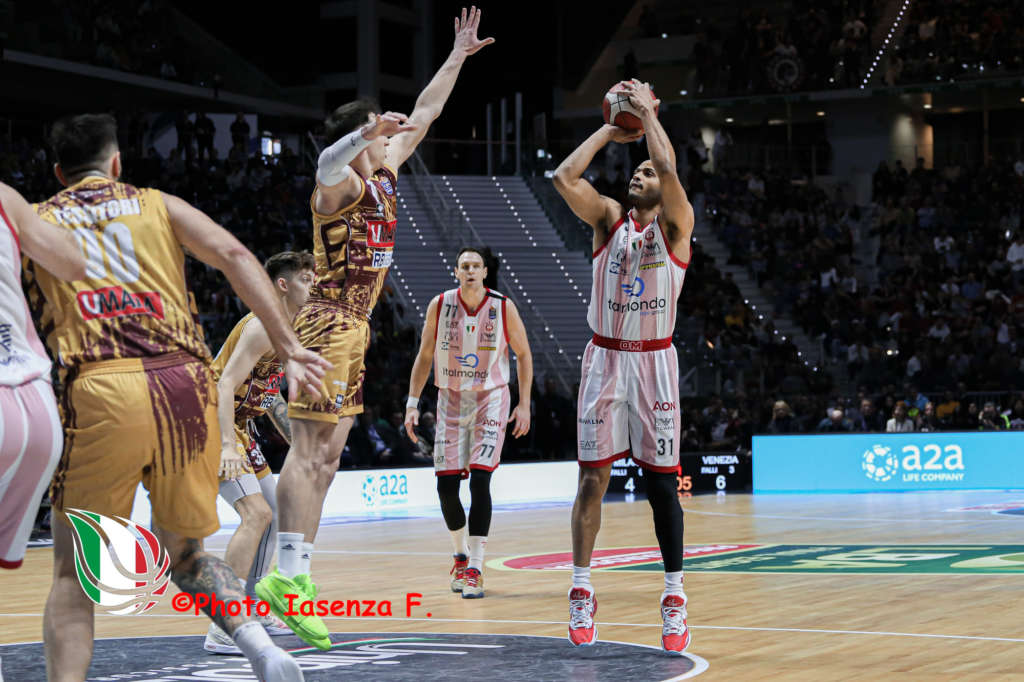 Final Eight 24 Final Eight 24 EA7 Emporio Armani Milano - Reyer Venezia Shavon Shields