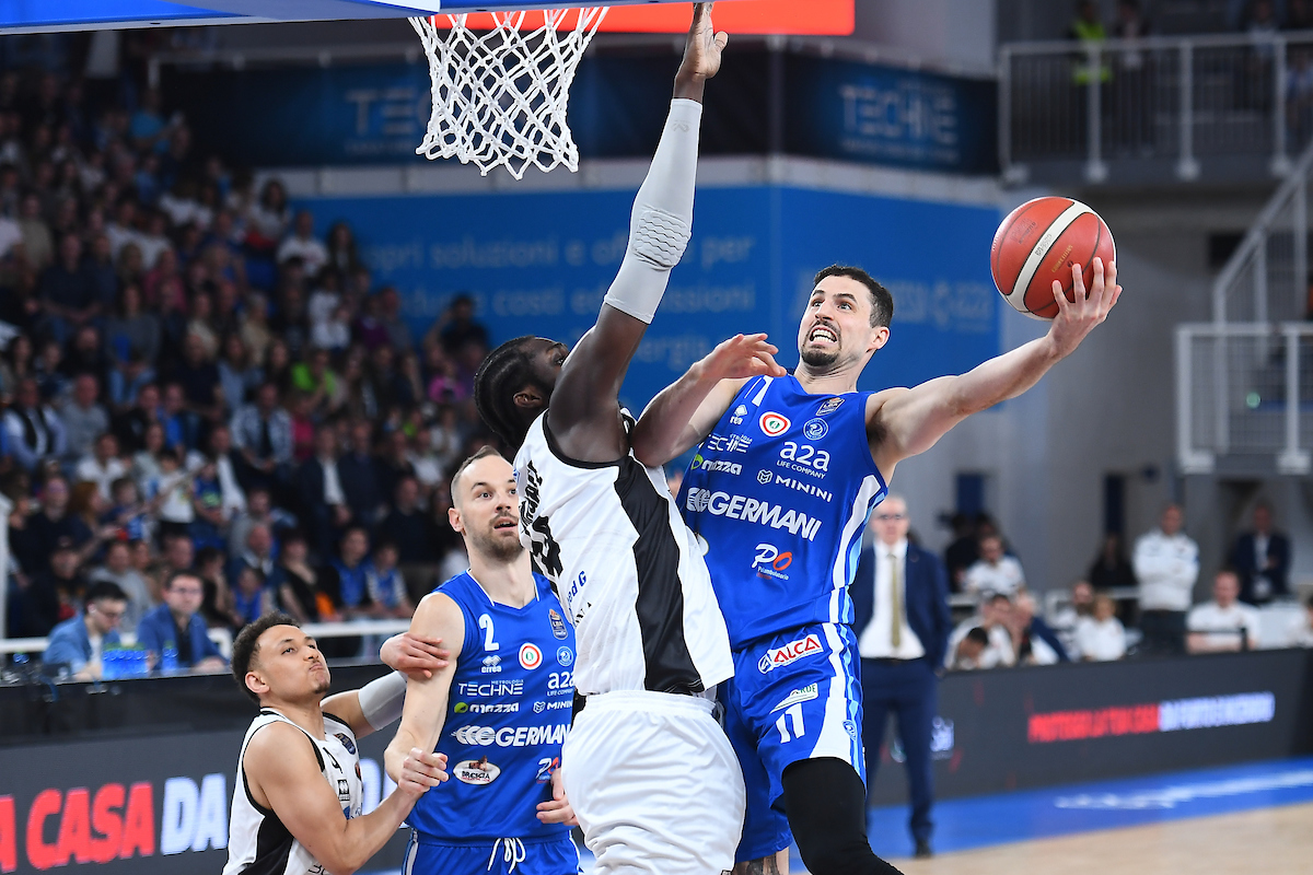 Brescia Basketball, the situation of Christon and Petrucelli