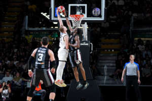 Terzo quarto sontuoso, la Virtus si porta avanti 1-0 nella serie