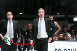 Virtus Bologna, Luca Banchi resta sulla panchina bianconera