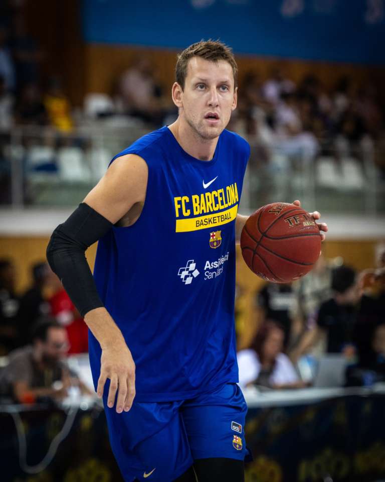 Barcellona, Jan Vesely in campo nell’amichevole contro Girona