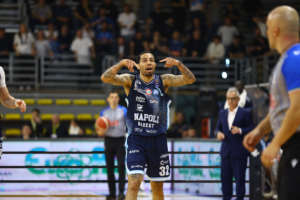 Il Napoli Basket vince la battaglia salvezza contro la Givova Scafati