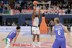 Potts infallibile da lontano, l’Urania vola e supera nettamente Verona 74-58