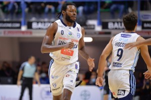 Happy Casa Brindisi, Myles Carter part ways