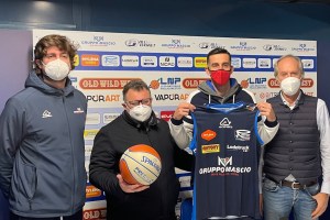 Gruppo Mascio Blu Basket 1971: presentazione ufficiale di Adam Sollazzo