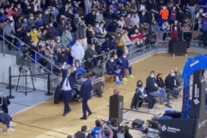 Ergin Ataman espulso, risponde ai fan del Barcellona: Sono il campione, ho vinto io la coppa!