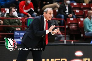 L’Olimpia riceve il Baskonia, Messina: Dovremo essere mentalmente pronti