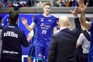 Hereda San Pablo Burgos re-signs Hayden Dalton