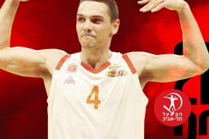 Egor Koulechov firma con l’Hapoel Tel Aviv
