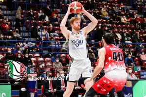 Fortitudo Kigili Bologna, salta (per ora) il trasferimento di Geoffrey Groselle al Wurzburg