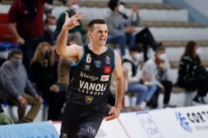 Clamoroso crollo Fortitudo, Vanoli in finale, la terza su tre della stagione