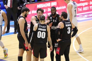 Virtus Segafredo Bologna, i positivi al Covid-19 sono due