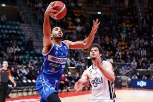 Settimo sorriso per la Germani. Battuta la Fortitudo 86-93