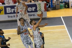 L’Eurobasket Roma scappa nel finale e vince il derby laziale con Latina