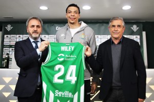 Jacob Wiley signs with Coosur Real Betis