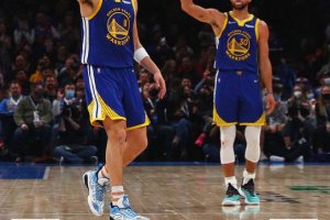 Klay Thompson sempre più performante, Golden State senza problemi con OKC