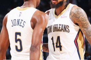 26 di Ingram, Pelicans vincenti sui Rockets