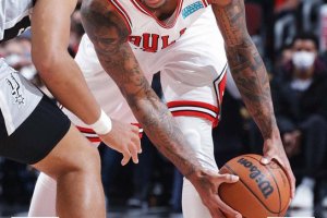 40 di DeRozan, i Bulls si impongono sugli Spurs