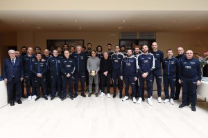 Il CT campione d’Europa Roberto Mancini in visita all’Italbasket di Sacchetti