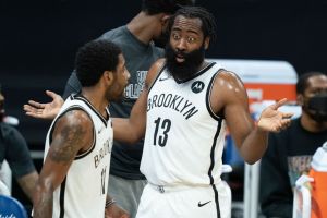 “Glielo faccio io il vaccino” la tensione Harden-Irving dietro l’addio dell’ex MVP ai Nets
