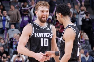 NBA: Domantas Sabonis sospeso per una partita