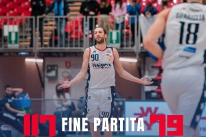 Luca Cesana da fantascienza nel successo della Assigeco Piacenza: 46 punti, 13 triple