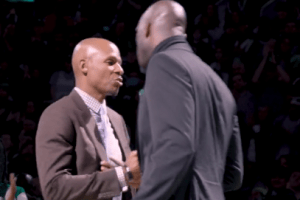 I Celtics ritirano la maglia n.5 di Kevin Garnett