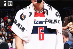 I Washington Wizards superano Indiana con il grande debutto di Kristaps Porzingis